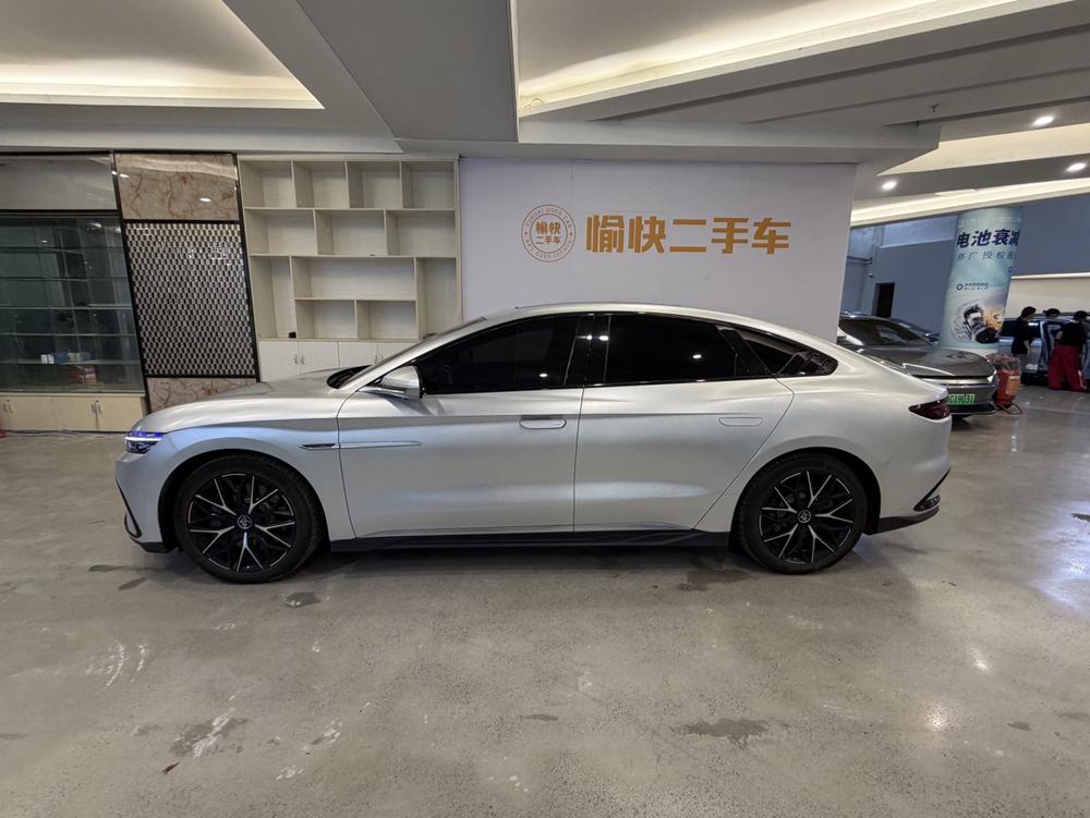 BYD Han EV 2022 Genesis Edition 610KM AWD Prestige – фото 4