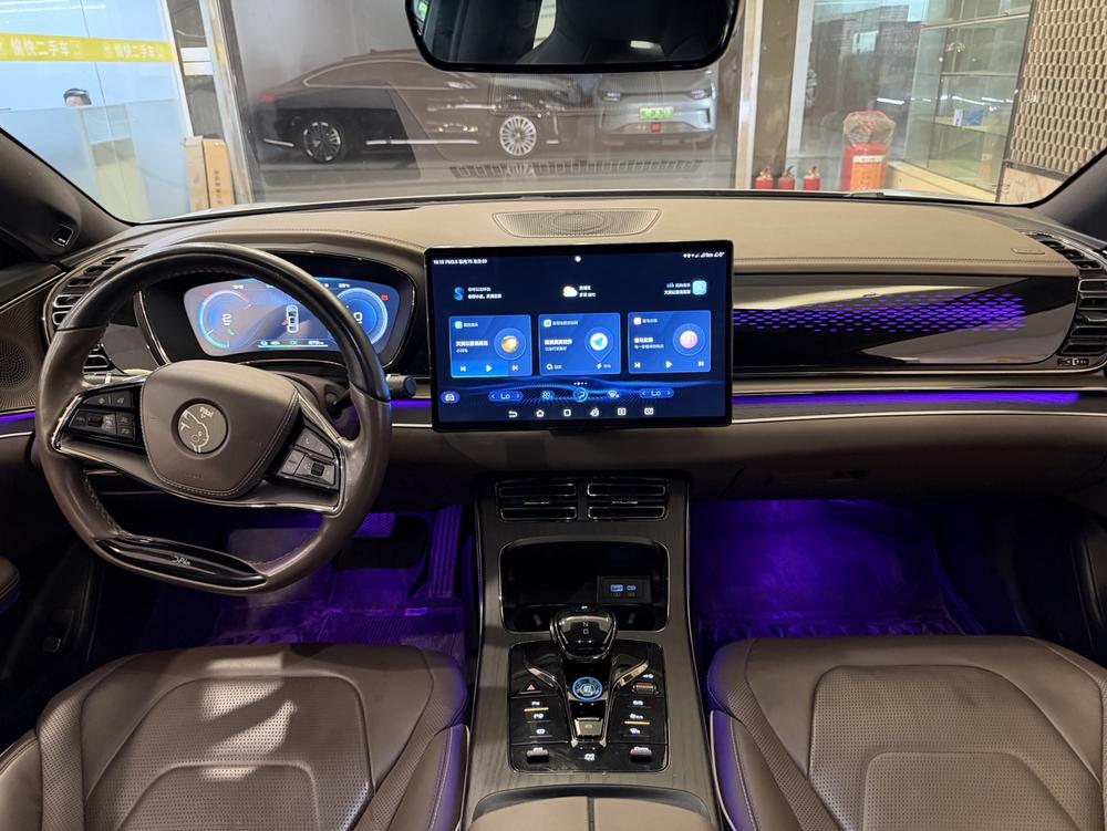 BYD Han EV 2022 Genesis Edition 610KM AWD Prestige – фото 10