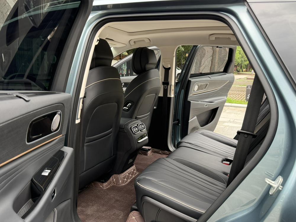 Chery Tiggo 9 Раздел 2023 2.0T DCT 2WD Premium Edition 5 seat – фото 21