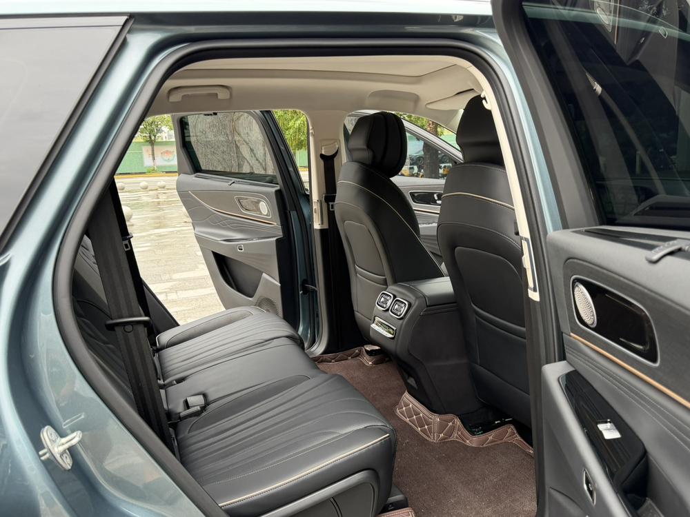 Chery Tiggo 9 Раздел 2023 2.0T DCT 2WD Premium Edition 5 seat – фото 25