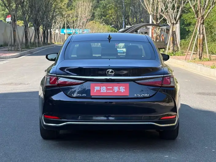 Lexus ES 2022 Model 200 Superior Edition – фото 5