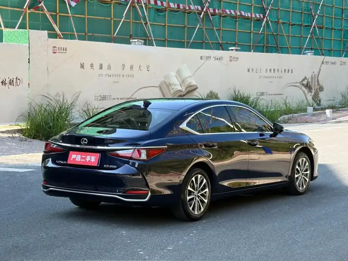 Lexus ES 2022 Model 200 Superior Edition – фото 6