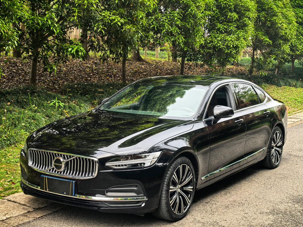 Volvo S90 2024 B5 Smart Enjoy Luxury – фото 1