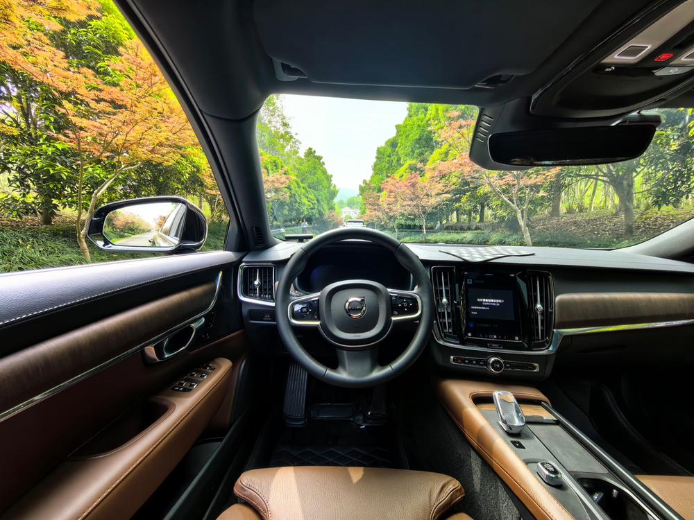 Volvo S90 2024 B5 Smart Enjoy Luxury – фото 16