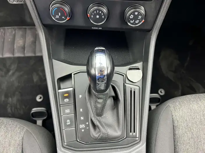 Volkswagen Lavida 2021 Model 1.5L Automatic Fashion edition – фото 9