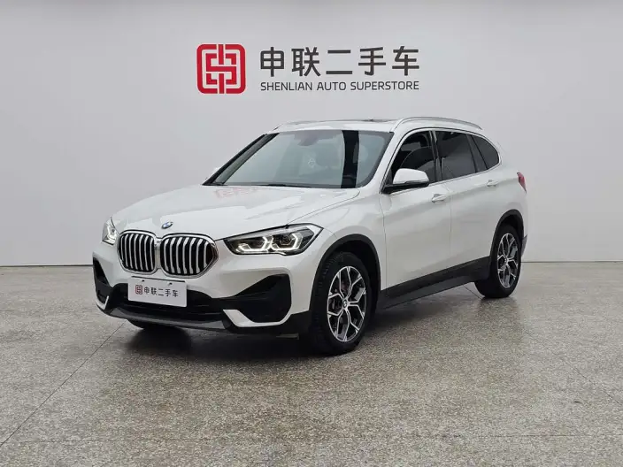 BMW X1 2022 Model sDrive25Li Leading Model – фото 1