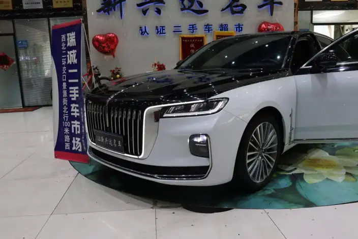 HONGQI H9 2020 Model 2.0T Smart Flag Enjoy Edition – фото 9