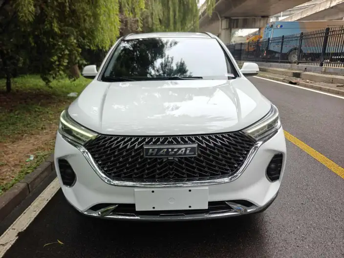 Haval M6 2023 Model PLUS 1.5T Manual Elite Smart Connect Model – фото 2