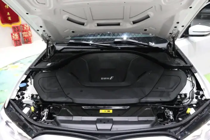 BMW i3 2023 Model eDrive35L – фото 6