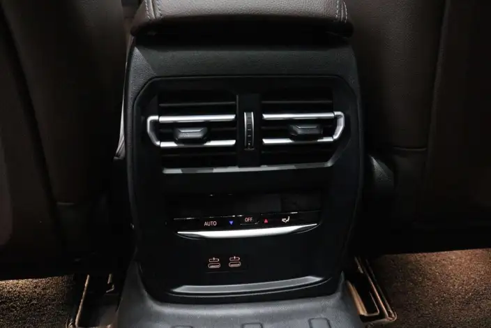 BMW i3 2023 Model eDrive35L – фото 8