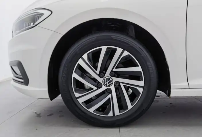 Volkswagen Lavida 2021 Model 1.5L Automatic Comfort Edition – фото 7