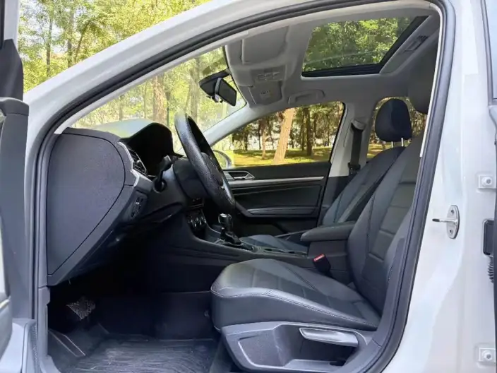 Volkswagen Lavida 2021 Model 1.5L Automatic Comfort Edition – фото 10