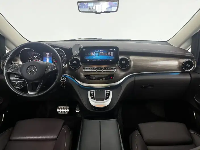 Mercedes-Benz V-Class 2021 Model V 260 L Long wheelbase Deluxe Edition – фото 10