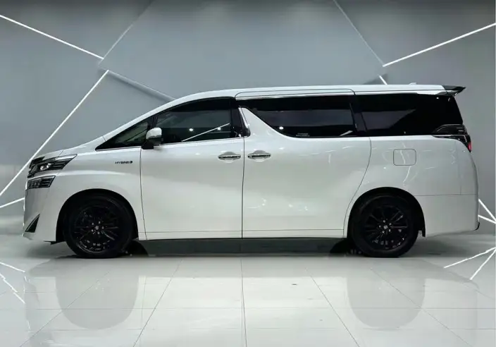 Vellfire 2021 Model Toyota Crown Hybrid 2.5L HV Premium Edition – фото 3