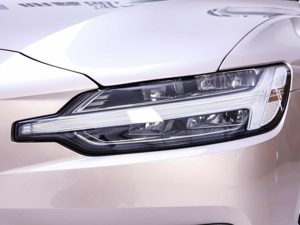 Volvo S60 2023 B4 B4 Smart Luxury – фото 6