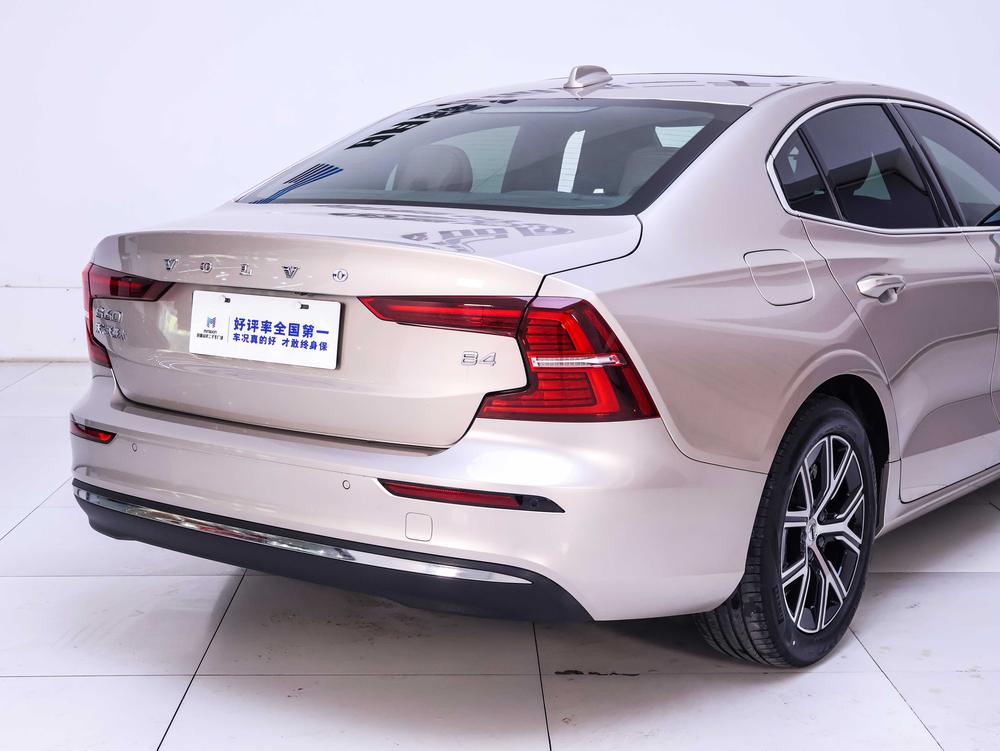 Volvo S60 2023 B4 B4 Smart Luxury – фото 8