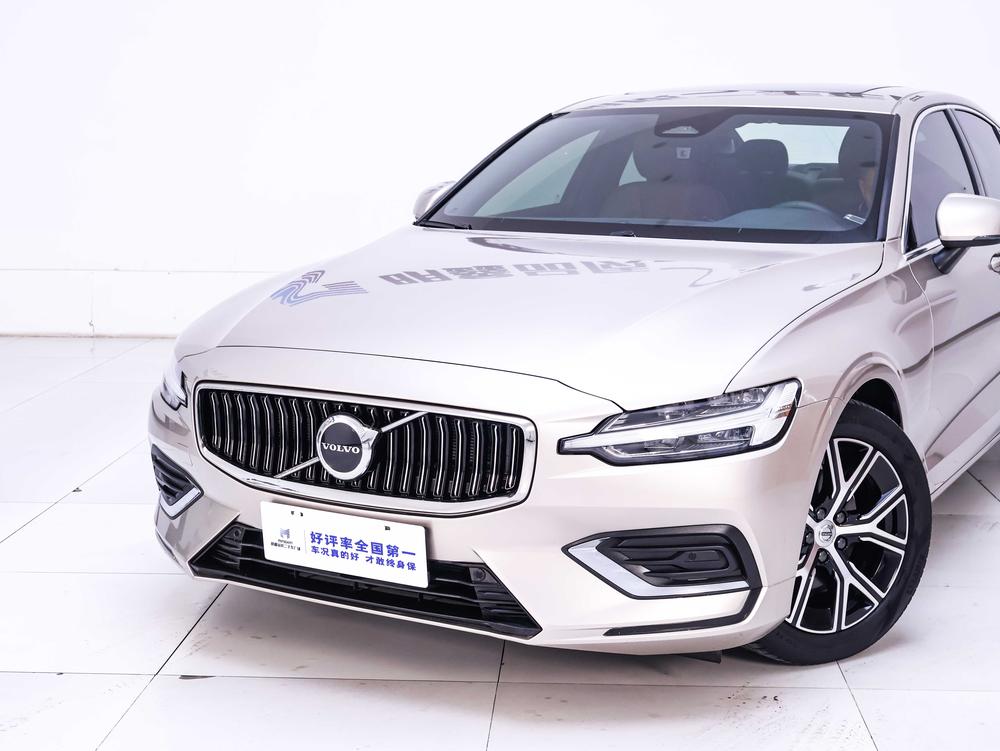 Volvo S60 2023 B4 B4 Smart Luxury – фото 12