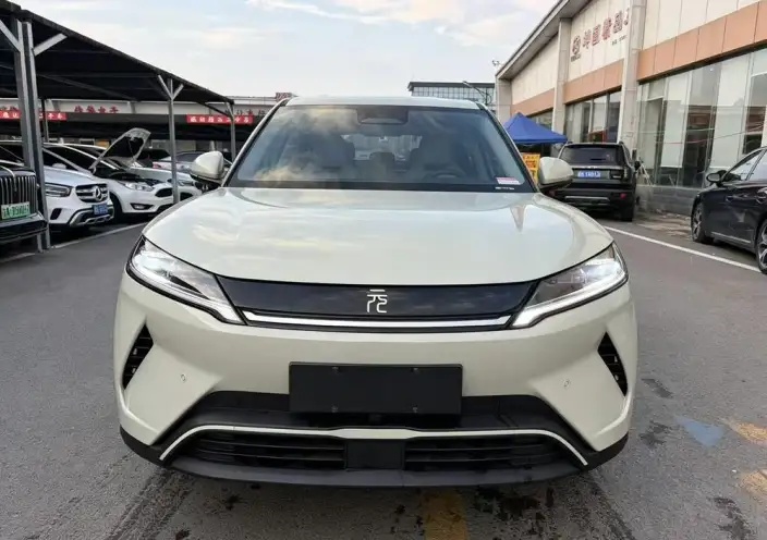 Yuan UP 2025 Model Smart Driving Edition 401KM Vitality Edition – фото 2