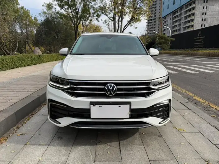 Volkswagen Tiguan L 2023 Model 330TSI 2WD R-Line Enjoy the version more – фото 2