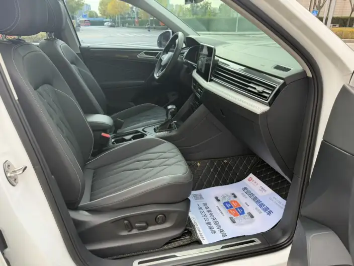 Volkswagen Tiguan L 2023 Model 330TSI 2WD R-Line Enjoy the version more – фото 9