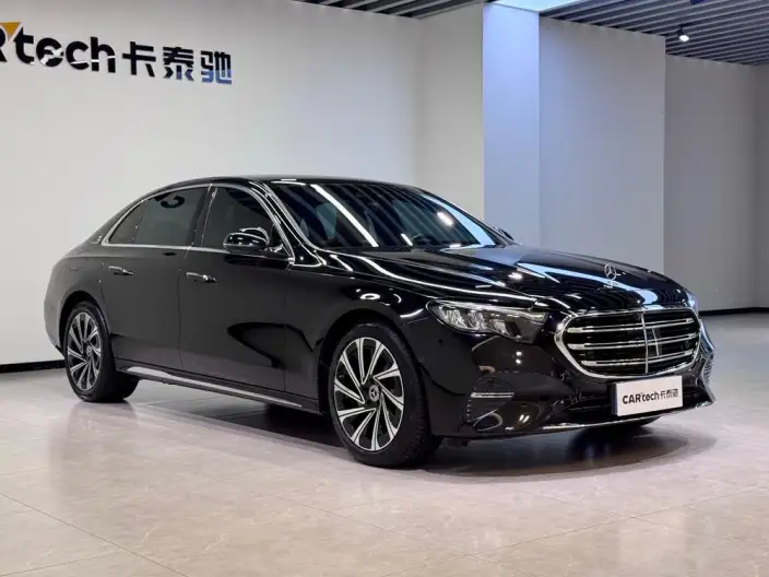 Mercedes-Benz E-Class 2024 Model E 300 L Luxury Model sedan – фото 3