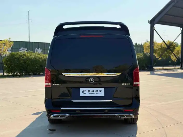 Mercedes-Benz V-Class 2022 Model V 260 L Long wheelbase Premium Edition – фото 5