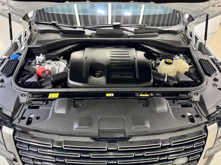 Range Rover 2025 Model 3.0 L6 400PS Shengshi Extended Edition – фото 9