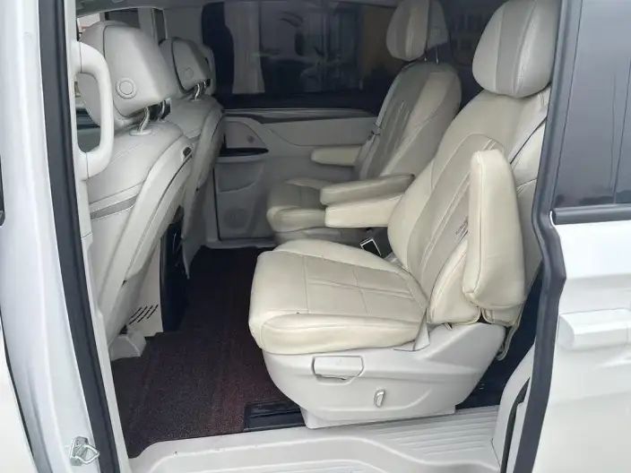 Buick GL8 2023 Model ES Luzun 2.0T Exclusive Model – фото 9