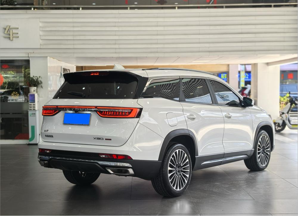 Jetour X90 2022 Zi Long 2.0T DCT Tiger Edition 5-Seater – фото 7