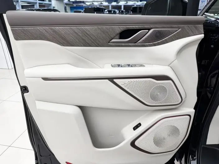 Wey Gaoshan P HEV 2025 Model 4WD Wey Gaoshan 9 – фото 9