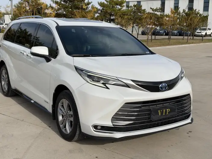 Toyota Sienna 2021 Model 2.5L Hybrid Supreme Edition – фото 3