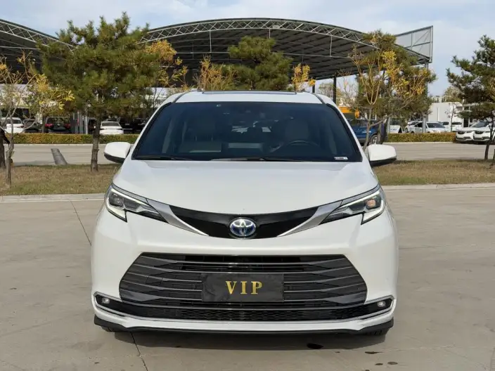 Toyota Sienna 2021 Model 2.5L Hybrid Supreme Edition – фото 2