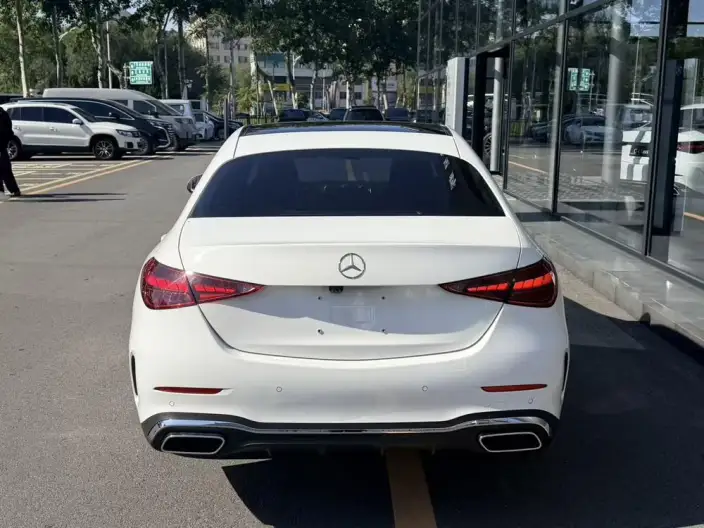 Mercedes-Benz C-Class 2025 Model C 260 L Sports Edition – фото 5