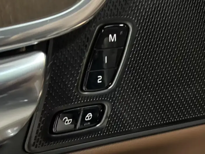 Volvo S90 2023 Model B5 Smart Range Deluxe Edition – фото 6