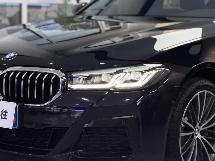 BMW 5 Series 2023 Model Facelift 530Li Exclusive Model M Sports Set – фото 7