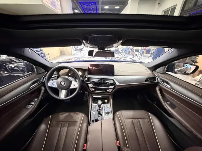 BMW 5 Series 2023 Model Facelift 530Li Exclusive Model M Sports Set – фото 10