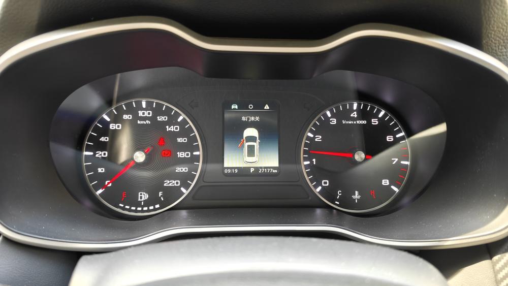 MG ZS Модель 2022 года 1.5L CVT Global Million 918 Edition – фото 13