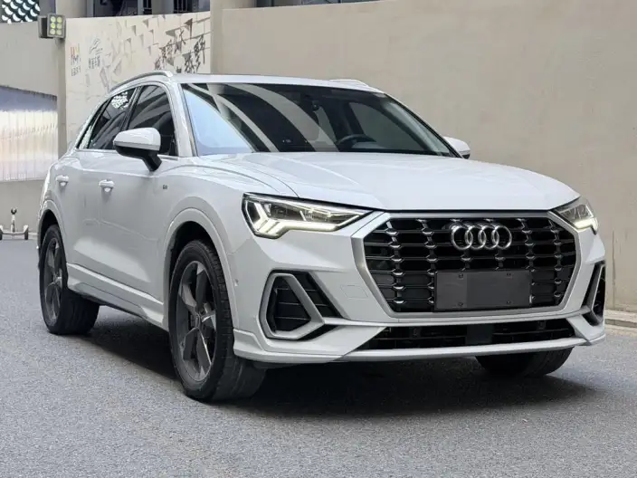 AUDI Q3 2022 Model 35 TFSI Fashion Dynamic Model – фото 3