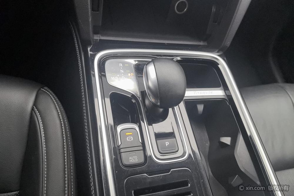 GAC Trumpchi GS8 Модель 2020 года 390T 2WD Luxury Zhilian Edition 7 seat – фото 15