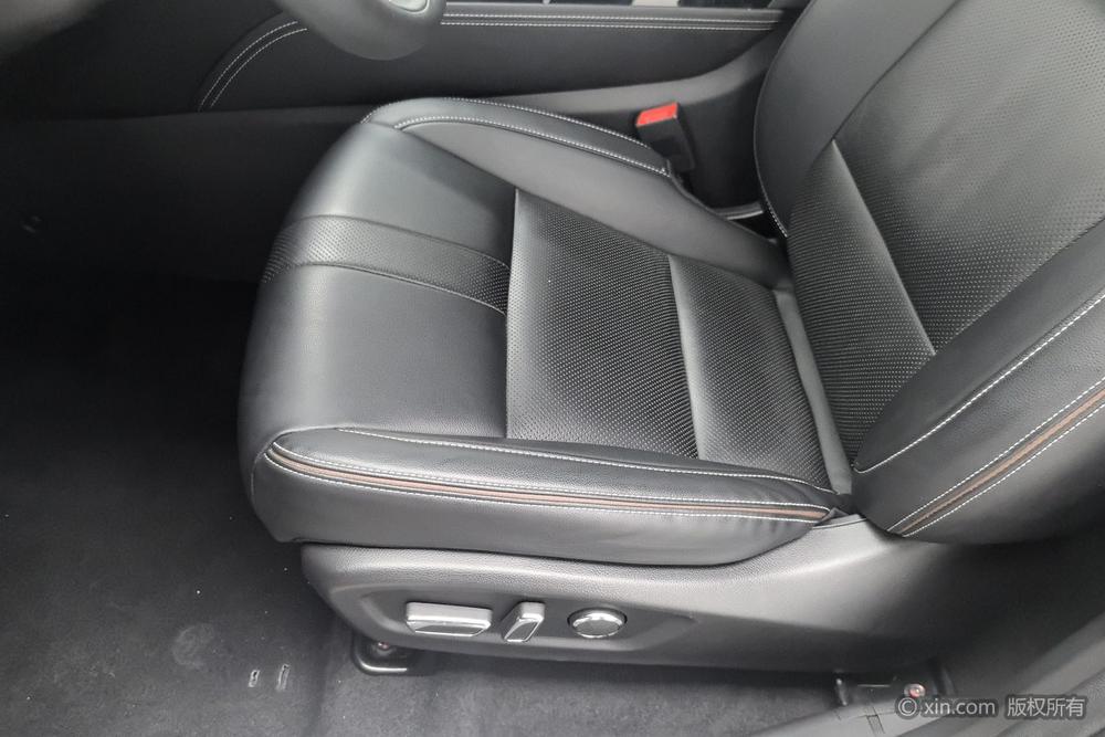 GAC Trumpchi GS8 Модель 2020 года 390T 2WD Luxury Zhilian Edition 7 seat – фото 18
