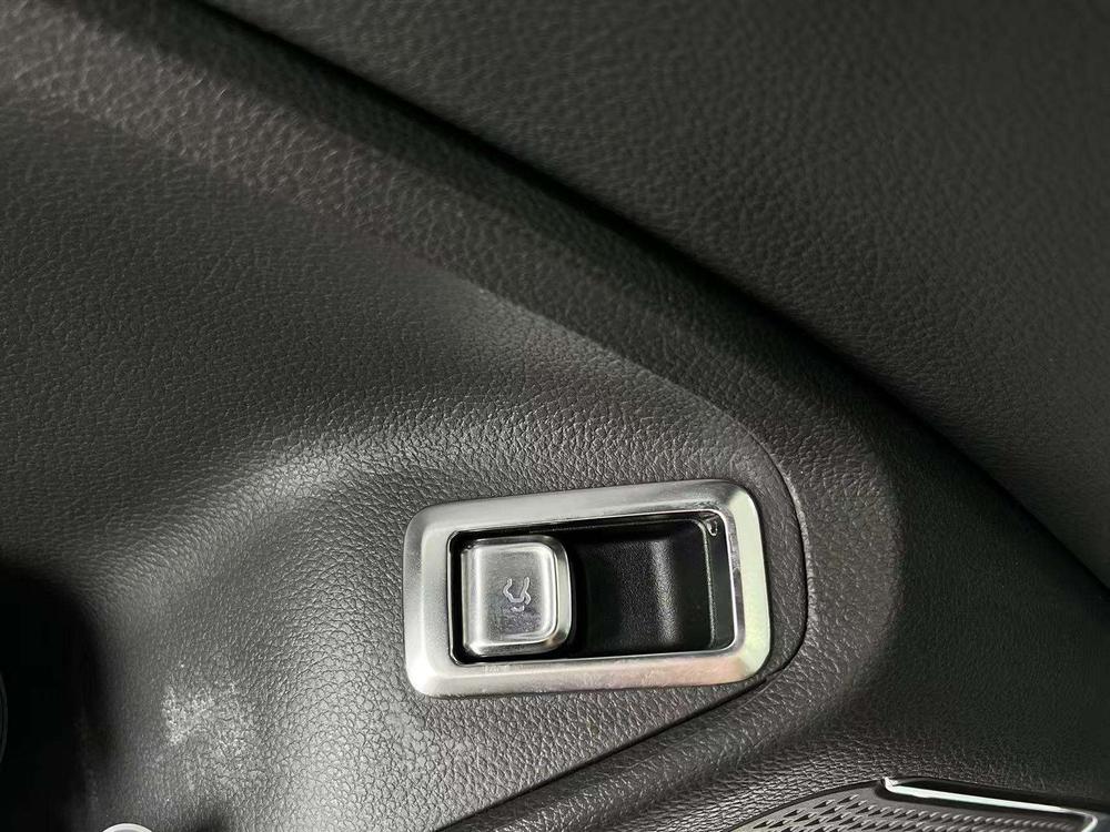 HONGQI H6 2024 2.0T Stylish Edition – фото 29