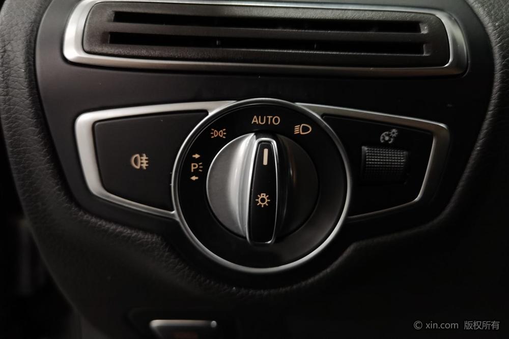 Mercedes-Benz C-Class 2018 C 200 L Sport – фото 16