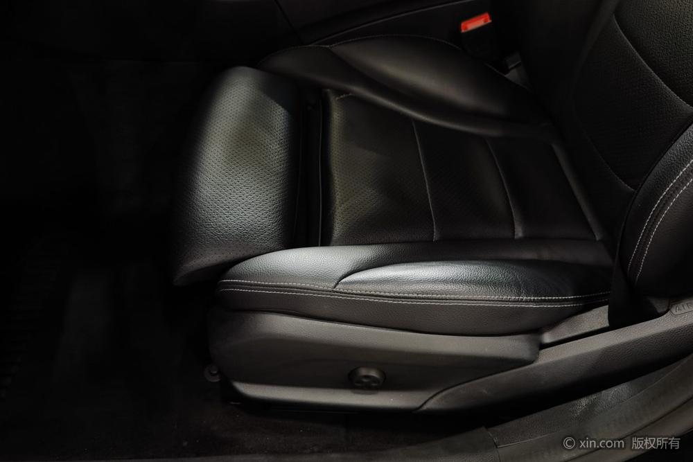 Mercedes-Benz C-Class 2018 C 200 L Sport – фото 19