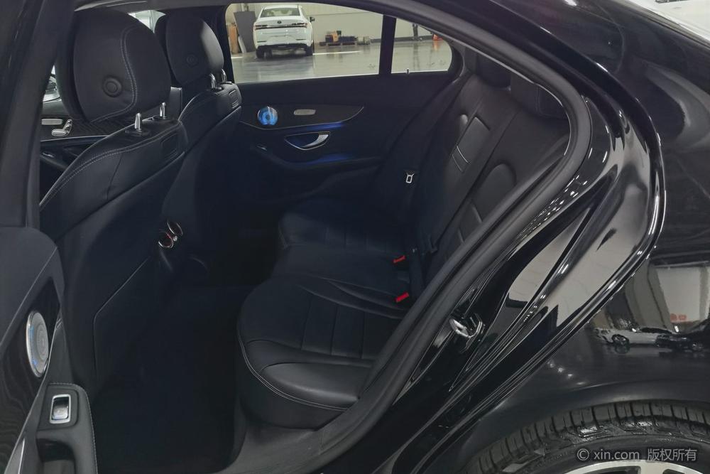 Mercedes-Benz C-Class 2018 C 200 L Sport – фото 20