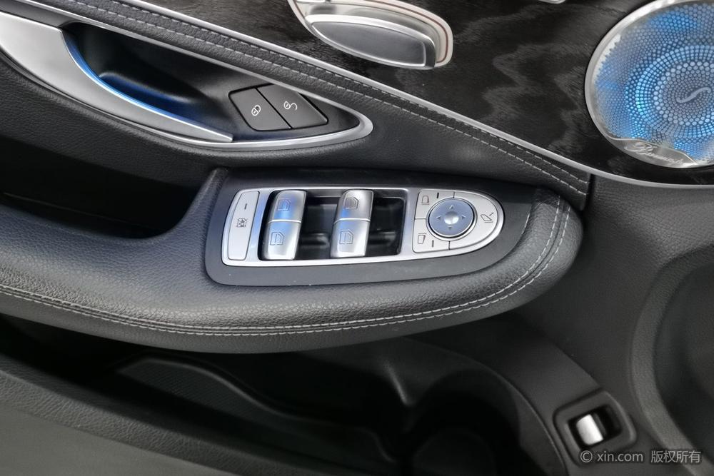 Mercedes-Benz C-Class 2018 C 200 L Sport – фото 23