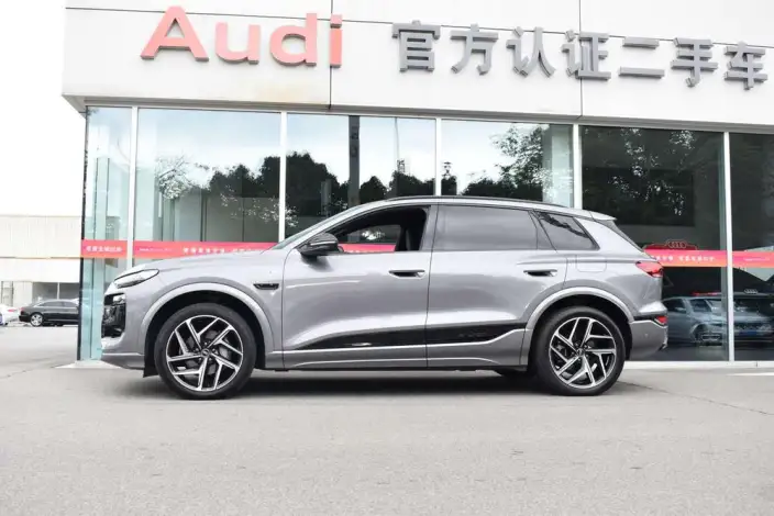 AUDI Q6L e-tron 2026 Model First Edition Pilot Edition – фото 3