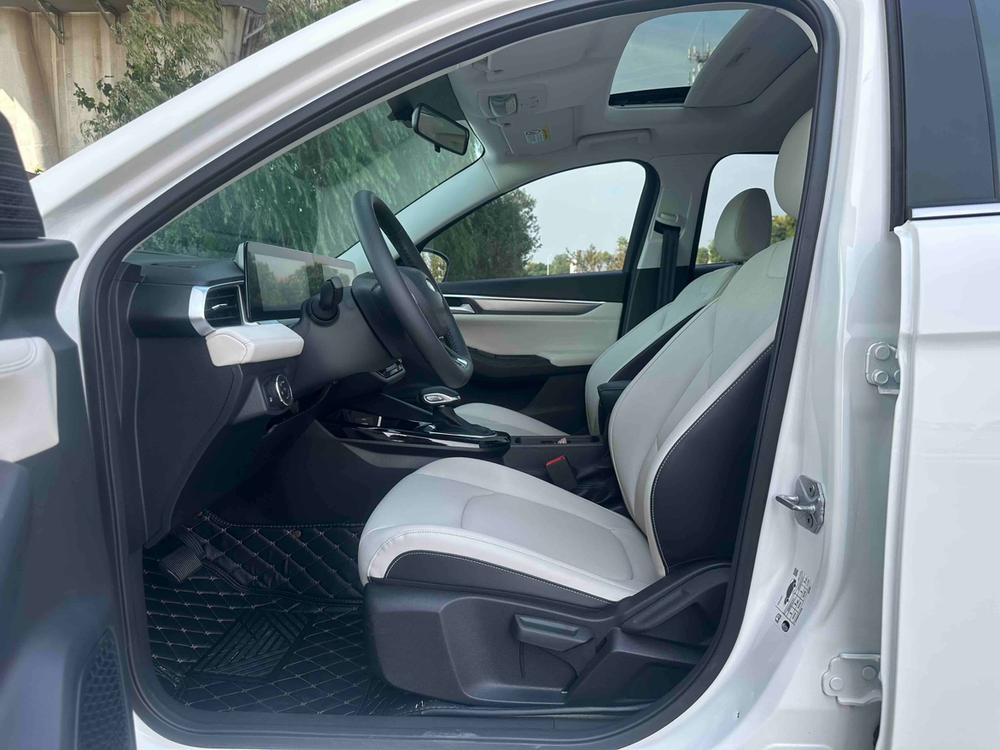 Ford Focus 2021 1.5L Automatic Diamond – фото 16