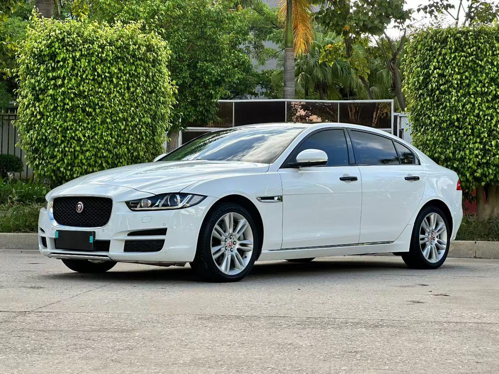 Jaguar XE L Модель 2019 года 2.0T 200PS Exclusive Edition – фото 1