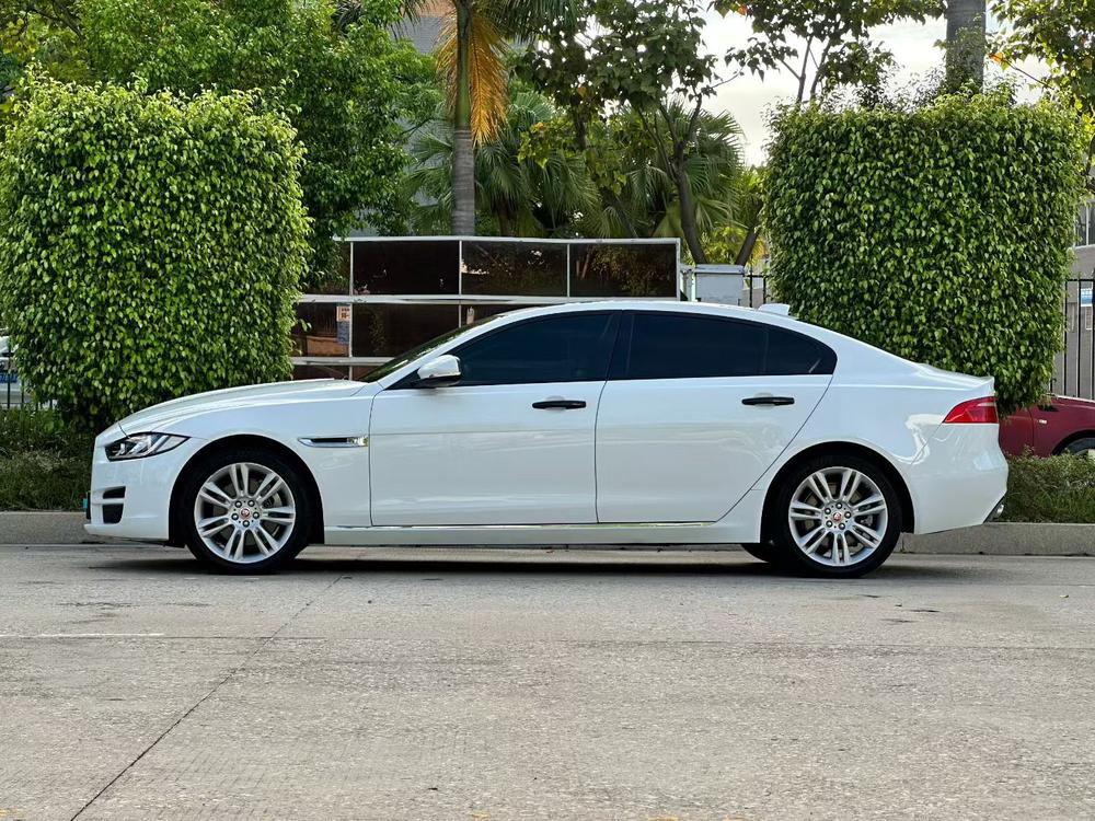 Jaguar XE L Модель 2019 года 2.0T 200PS Exclusive Edition – фото 3
