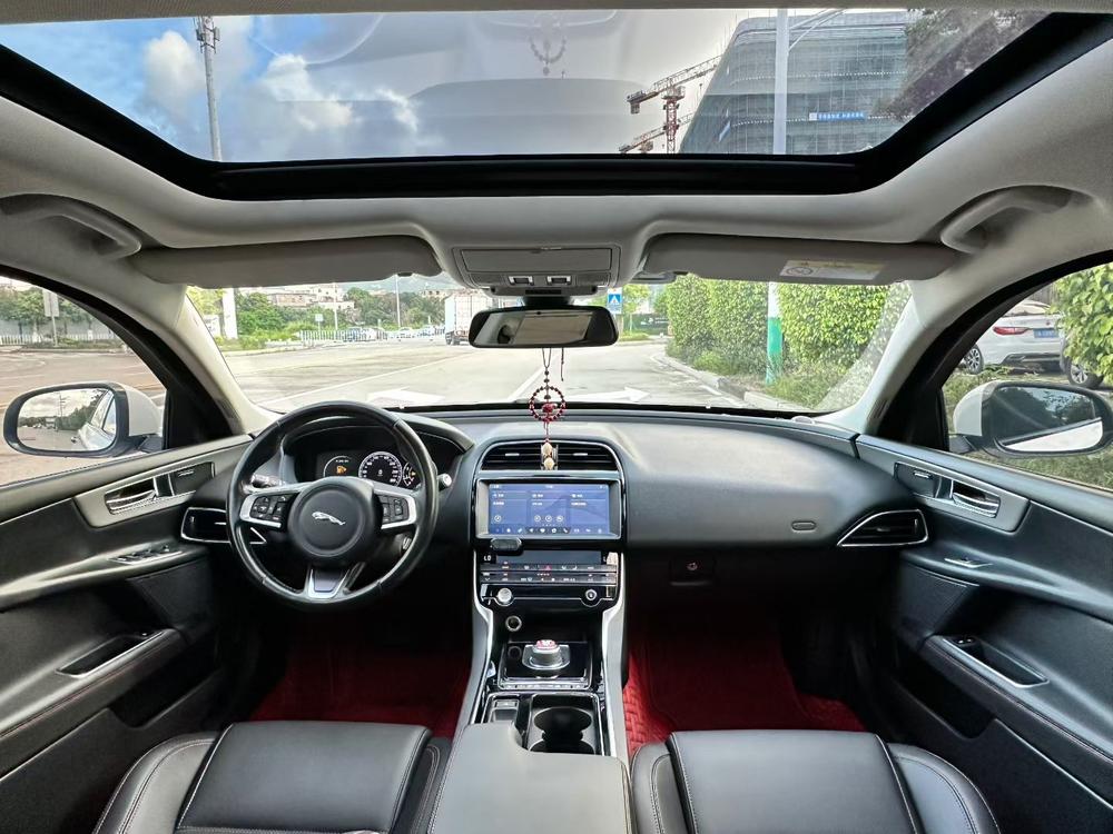 Jaguar XE L Модель 2019 года 2.0T 200PS Exclusive Edition – фото 6